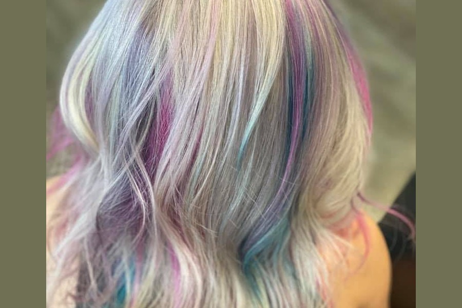 Mirror Mirror Salon and Day Spa